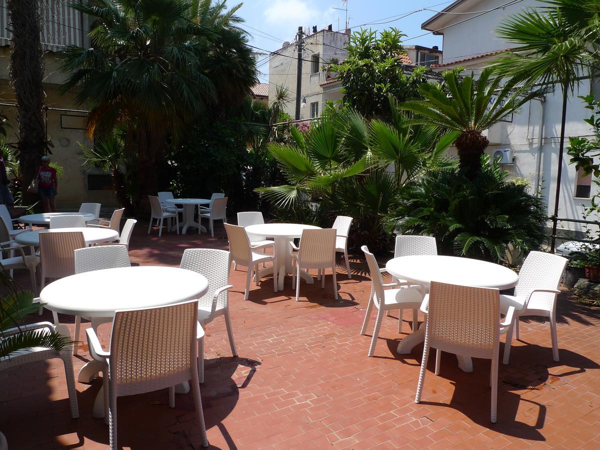 Hotel Alexander Santa Domenica  Exterior foto